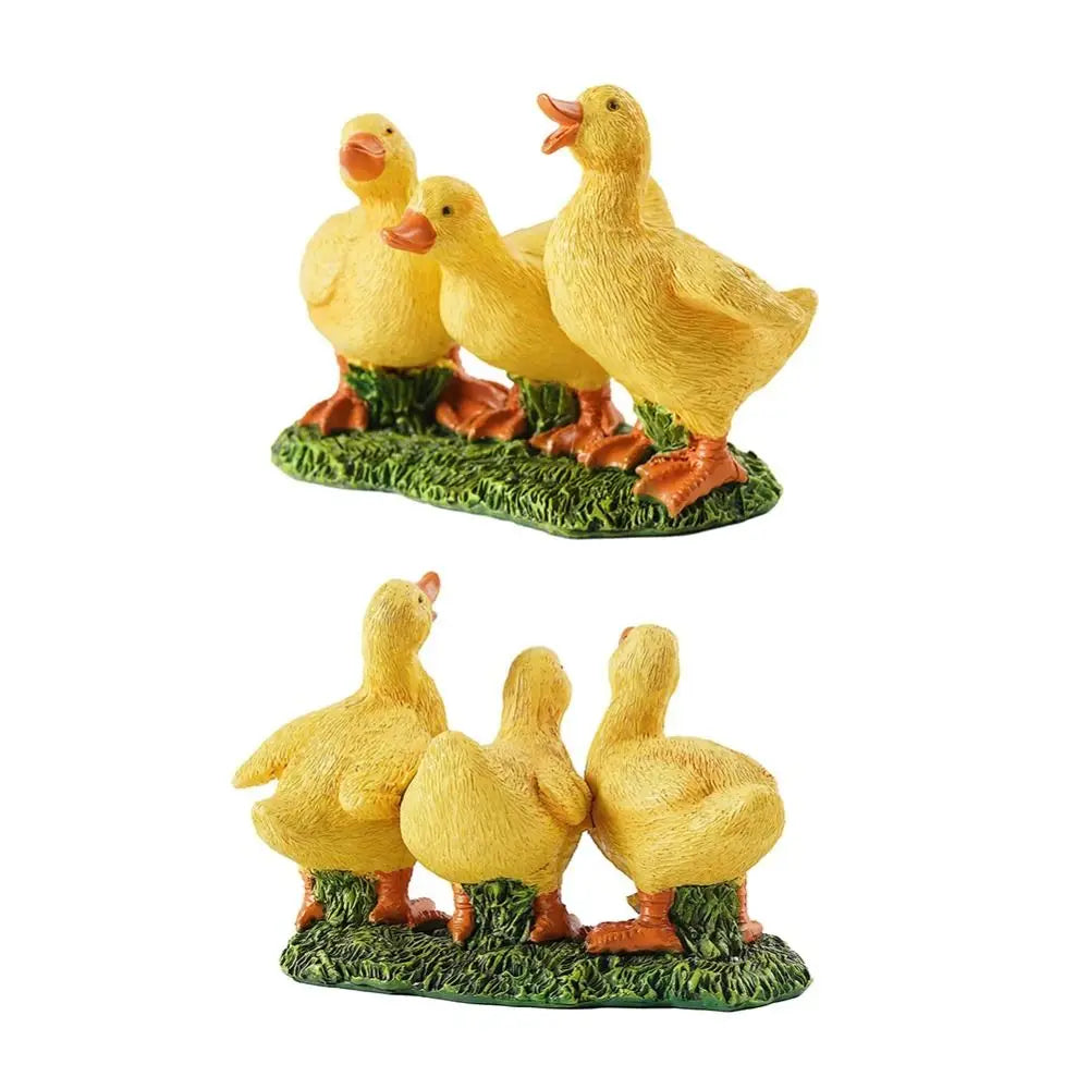 Garden Decor Resin Three Ducks Statue Decorative Cute Ducks Sculpture Cartoon Animal Miniatures Figurine Garden