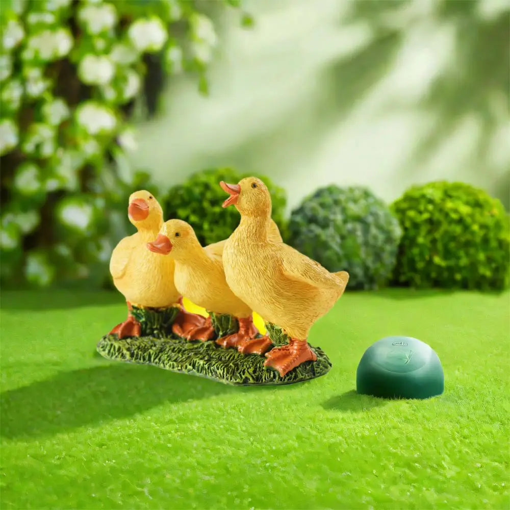 Garden Decor Resin Three Ducks Statue Decorative Cute Ducks Sculpture Cartoon Animal Miniatures Figurine Garden