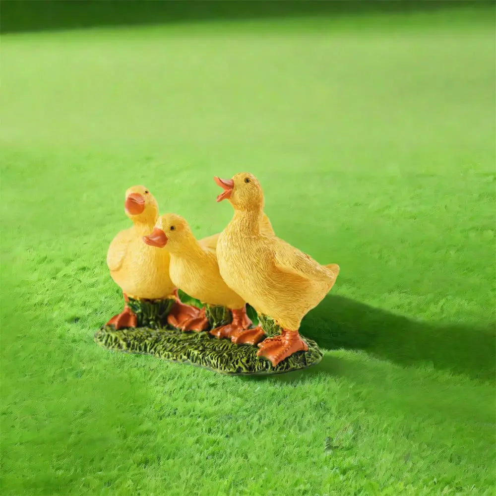 Garden Decor Resin Three Ducks Statue Decorative Cute Ducks Sculpture Cartoon Animal Miniatures Figurine Garden